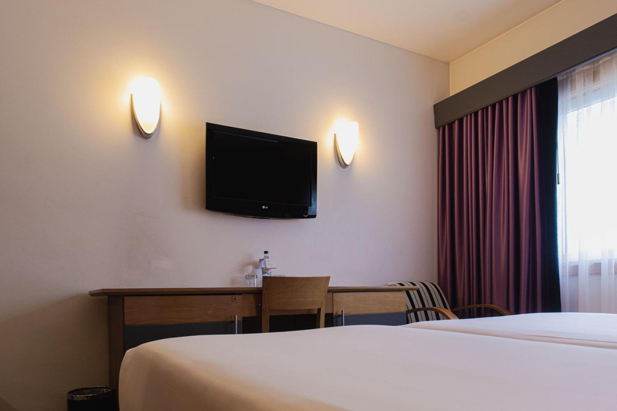 SANA Sesimbra Hotel Quarto foto